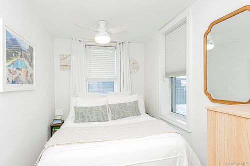 apt-1g-130 Beach 121st St, Rockaway Park, NY, 11694-1997 | Card Image