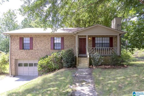 203 Winterhaven Dr, ALABASTER, AL, 35007-2113 | Card Image
