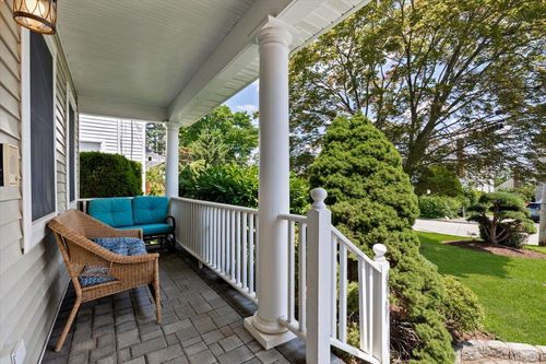 2 Ridge St, Eastchester, NY, 10709-1700 | Card Image