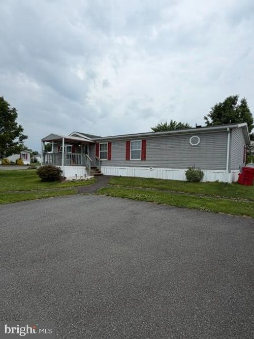 500 Caravelle Ln, READING, PA, 19606-3768 | Card Image