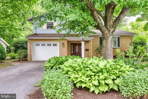 830 King St, PALMYRA, PA, 17078-2726 | Card Image