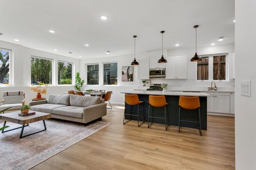 3310 Lyndale Ave S, Minneapolis, MN, 55408-3656 | Card Image