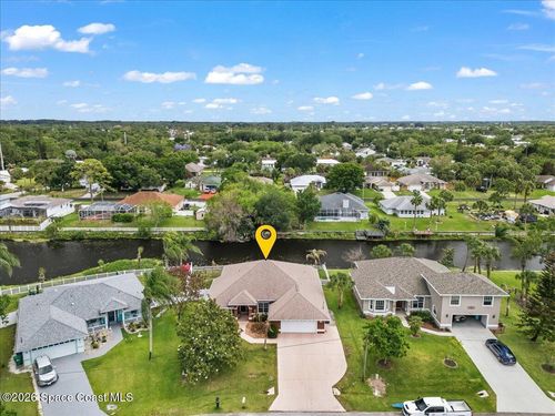 162 Concha Dr, Sebastian, FL, 32958-6214 | Card Image