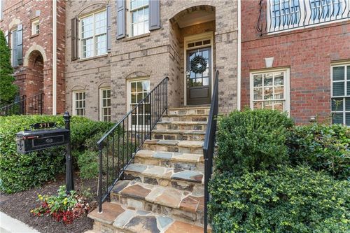 571 Parkside Village Way Nw, Marietta, GA, 30060-7958 | Card Image