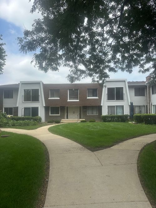 2-2711 Hobson Rd, Woodridge, IL, 60517-1505 | Card Image