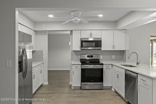 2152 Danforth Rd, House other with 3 bedrooms, 2 bathrooms and null parking in SPRING HILL FL | Image 15