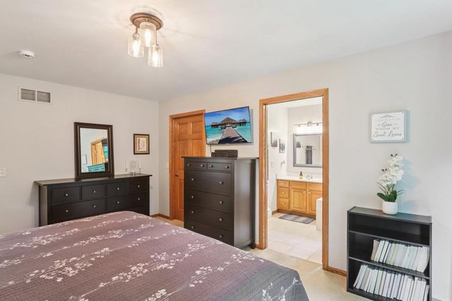 3176 Weybridge Drive, House other with 4 bedrooms, 3 bathrooms and null parking in Sun Prairie WI | Image 15