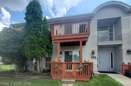 27-1762 Fort St, Trenton, MI, 48183-2008 | Card Image