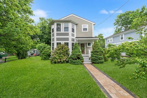 32 Monroe St, Norwood, MA, 02062-4267 | Card Image