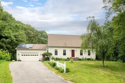 29 Miscoe Rd, Mendon, MA, 01756-1010 | Card Image