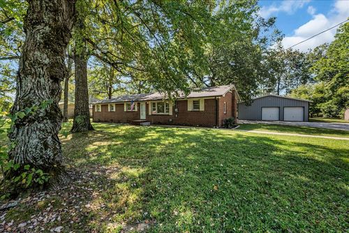 304 W Lynn Dr, Manchester, TN, 37355-6052 | Card Image