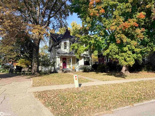 405 E Burlington Ave, Fairfield, IA, 52556-3122 | Card Image