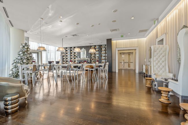 APT-1702 - 2200 Victory Ave, Condo with 2 bedrooms, 2 bathrooms and null parking in Dallas TX | Image 29