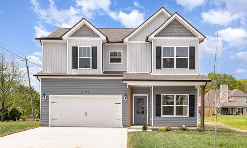 201 Hannah Lee Hill Rd, La Vergne, TN, 37086-2177 | Card Image