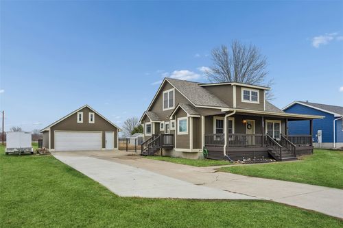 102 Davenport St, Mingo, IA, 50168-8672 | Card Image