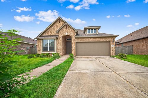 1924 Auburn Willow Ln, Pearland, TX, 77089-1137 | Card Image