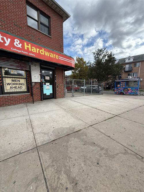 5819 College Point Blvd, Flushing, NY, 11355-5140 | Card Image