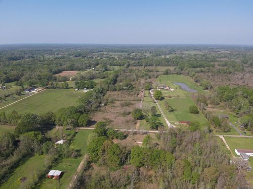 23121 Zeb Chaney Rd, Zachary, LA, 70791-6402 | Card Image