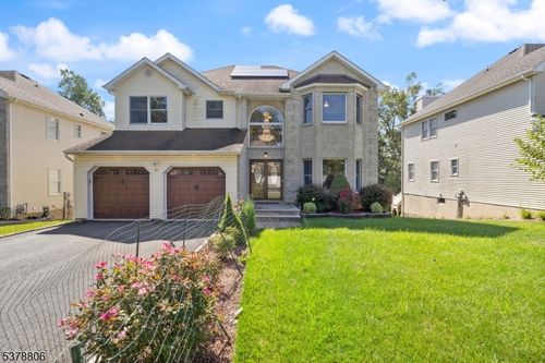 57 Winterset Dr, Morris Plains, NJ, 07950-1153 | Card Image