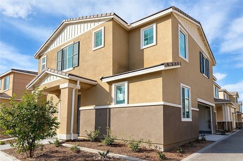 306-1120 Tropic Ct, Redlands, CA, 92374-2183 | Card Image