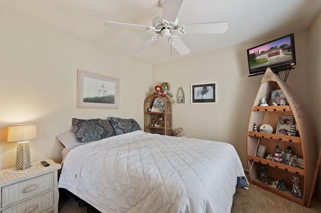 573 Fribourg Ln, House other with 3 bedrooms, 2 bathrooms and null parking in Manteca CA | Image 25