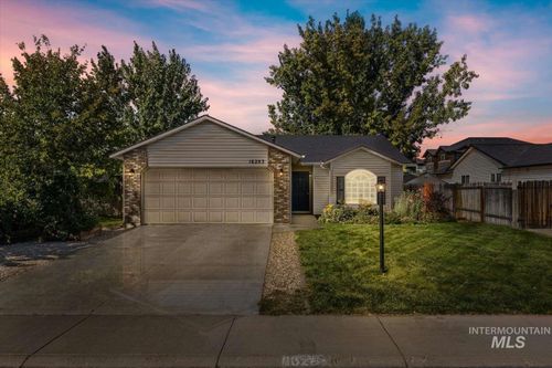 16283 N Red Oak Dr, Nampa, ID, 83687-8341 | Card Image