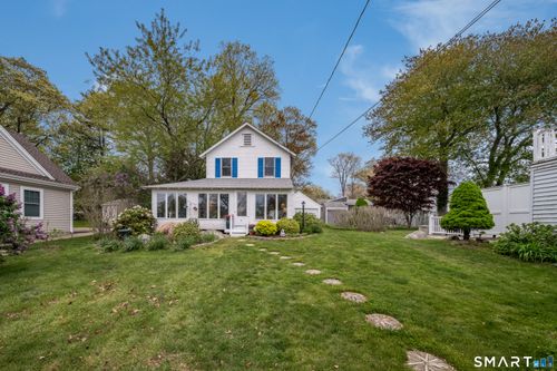 18 Hough Rd, Old Lyme, CT, 06371-6006 | Card Image