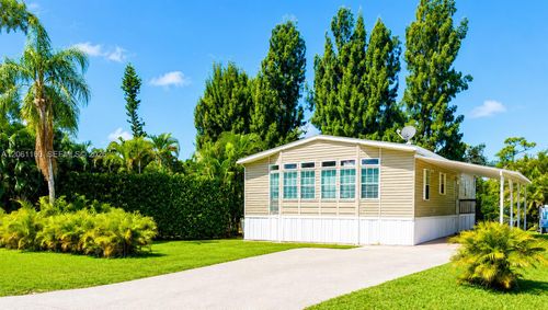 20472 Luettich Ln, ESTERO, FL, 33928-3691 | Card Image