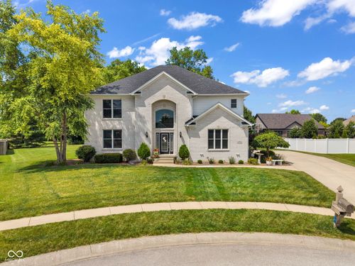 1008 Red Oak Dr, Plainfield, IN, 46168-4767 | Card Image