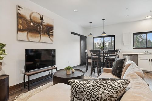 apt-304-105 Wildcat Way, Whitefish, MT, 59937-3495 | Card Image