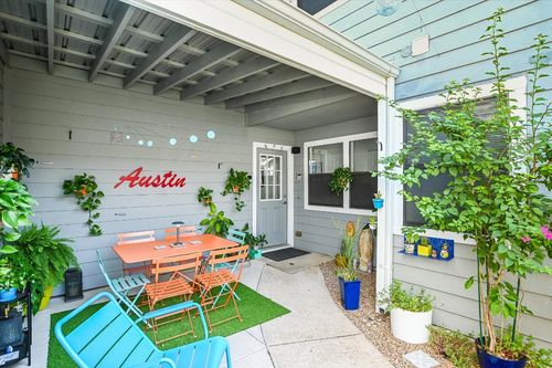 apt-107-2001 Parker Ln, Austin, TX, 78741-3844 | Card Image