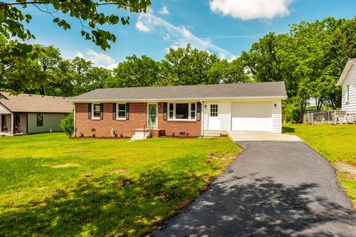 154 Church Ave, Watertown, TN, 37184-1210 | Card Image