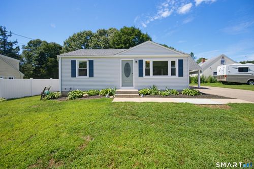 8 Cedar Dr, North Stonington, CT, 06359-1601 | Card Image