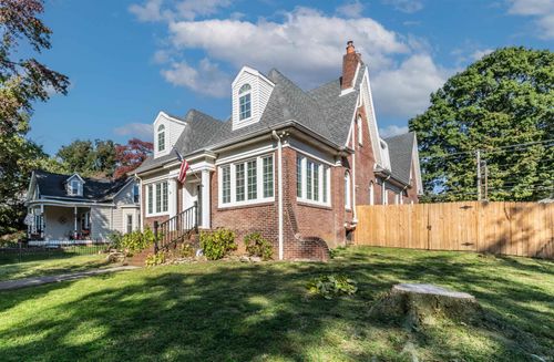 812 Walnut St, Mount Vernon, IN, 47620-1566 | Card Image