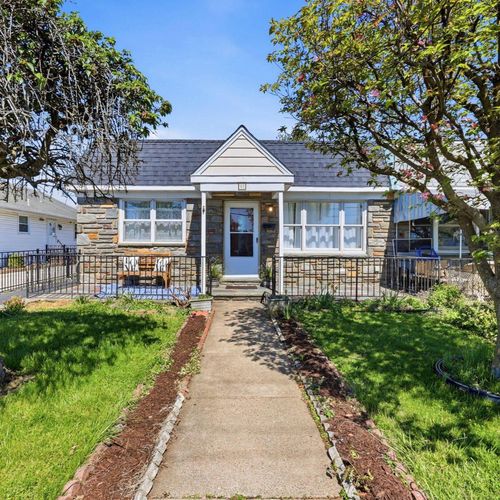 17 E Berkley Ave, CLIFTON HEIGHTS, PA, 19018-2321 | Card Image