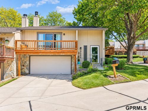 9362 Decatur Plz, Omaha, NE, 68114-1225 | Card Image