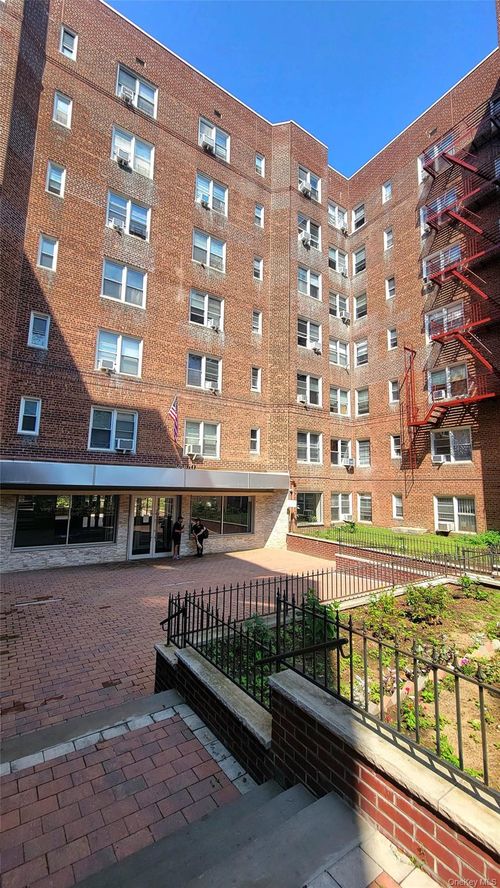 c14-63-60 102nd St, Rego Park, NY, 11374-2435 | Card Image