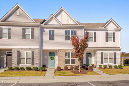 64 Liam St, Clayton, NC, 27520-5161 | Card Image