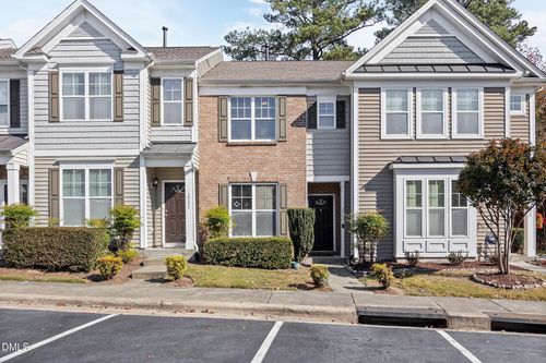 2940 Casona Way, Raleigh, NC, 27616-5589 | Card Image