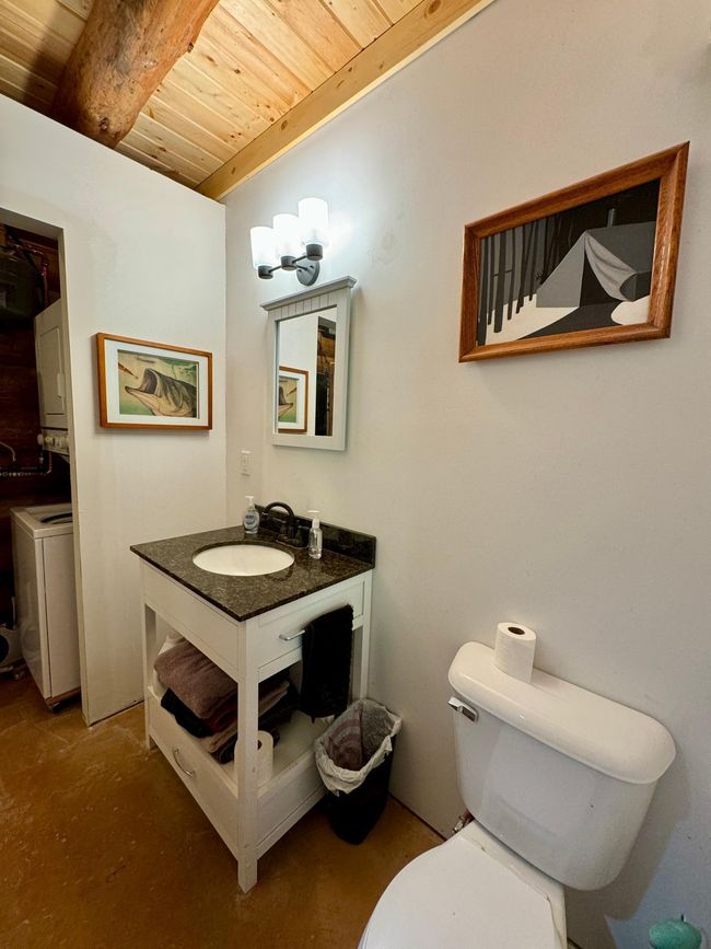 3/4 Main Level Bathroom | Image 33
