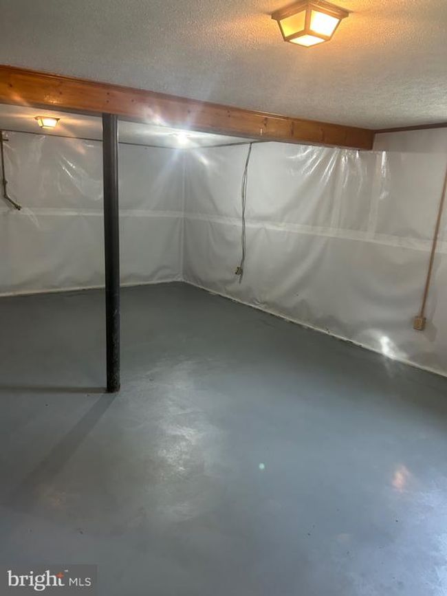 311 S Buckmarsh St, House other with 3 bedrooms, 1 bathrooms and null parking in BERRYVILLE VA | Image 30