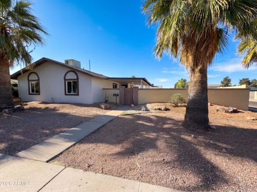 3265 W Mauna Loa Ln, Phoenix, AZ, 85053-4751 | Card Image
