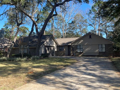 1624 Oakmont Cir, Niceville, FL, 32578-4344 | Card Image
