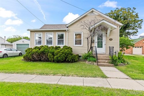117 W Ferdon Street, Litchfield, IL, 62056 | Card Image