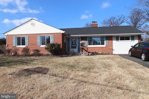 10932 Fairchester Dr, FAIRFAX, VA, 22030-4835 | Card Image