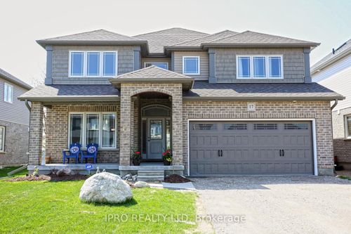 {{alt}} | Card Image