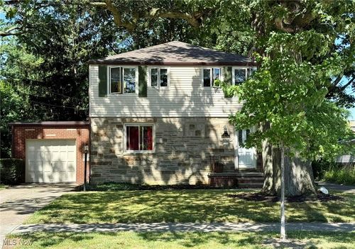 1744 Lakeview Ave, Rocky River, OH, 44116-2410 | Card Image