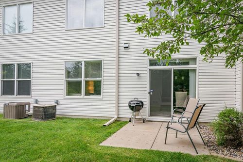 16767 39th Ave N, Plymouth, MN, 55446-3386 | Card Image