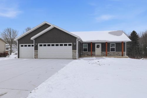 831 Fairway Drive, MOSINEE, WI, 54455 | Card Image