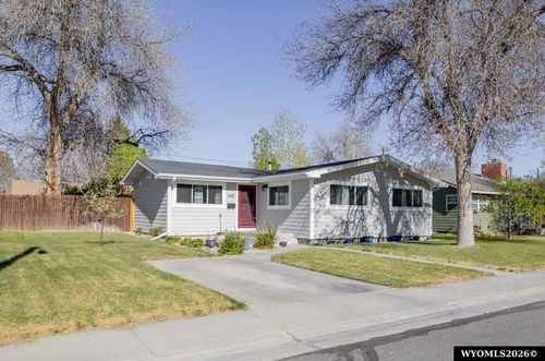 542 Cary St, Powell, WY, 82435-1732 | Card Image